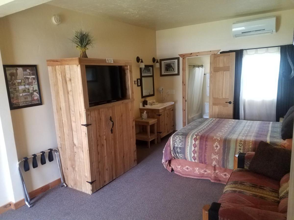 Alpaca Inn, The ラバ・ホット・スプリングス エクステリア 写真